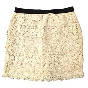 Forever 21 Cream Lace Mini Skirt, Size Medium, NWOT
